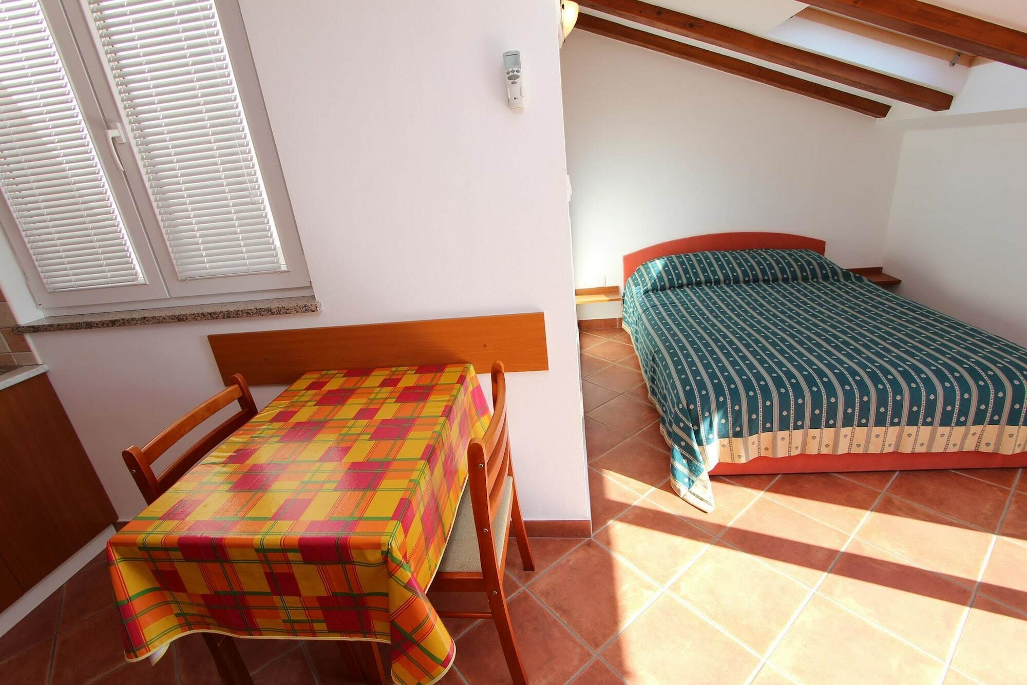 Apartments Elida Ровин Екстериор снимка